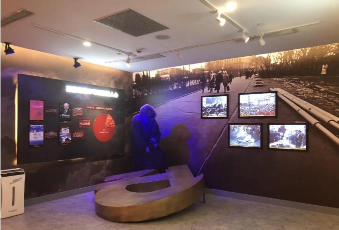 黨建館設計時如何體現它的特色？